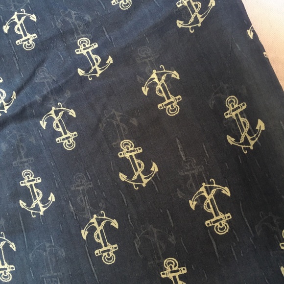 Blue silk scarf - Picture 4 of 4